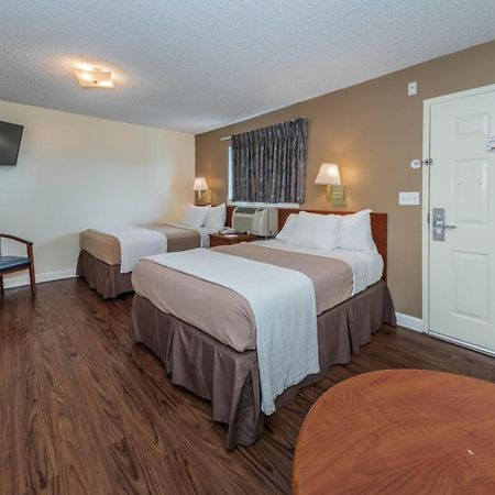 Tampa Bay Extended Stay Hotel ラーゴ エクステリア 写真