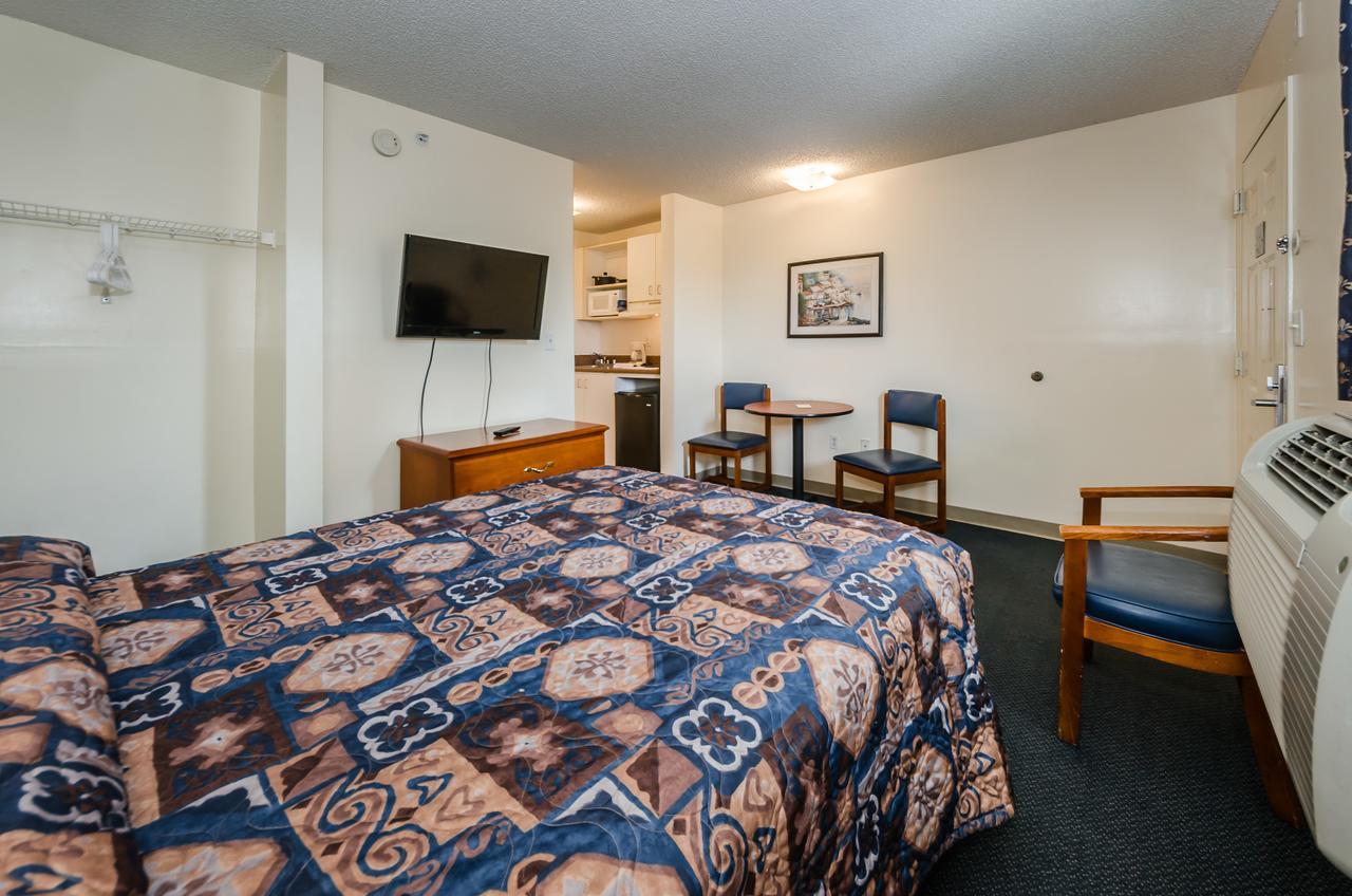 Tampa Bay Extended Stay Hotel ラーゴ エクステリア 写真