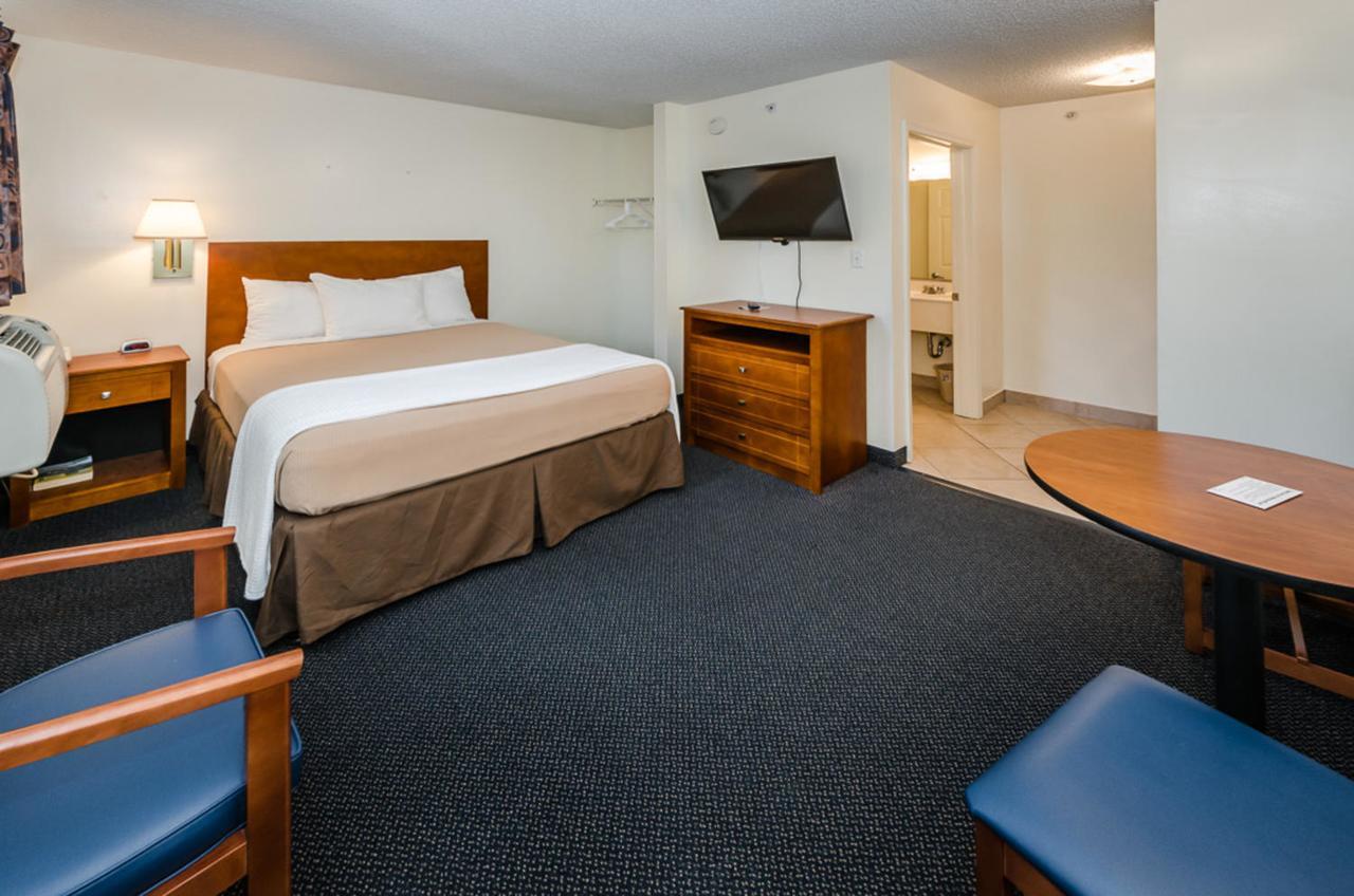 Tampa Bay Extended Stay Hotel ラーゴ エクステリア 写真