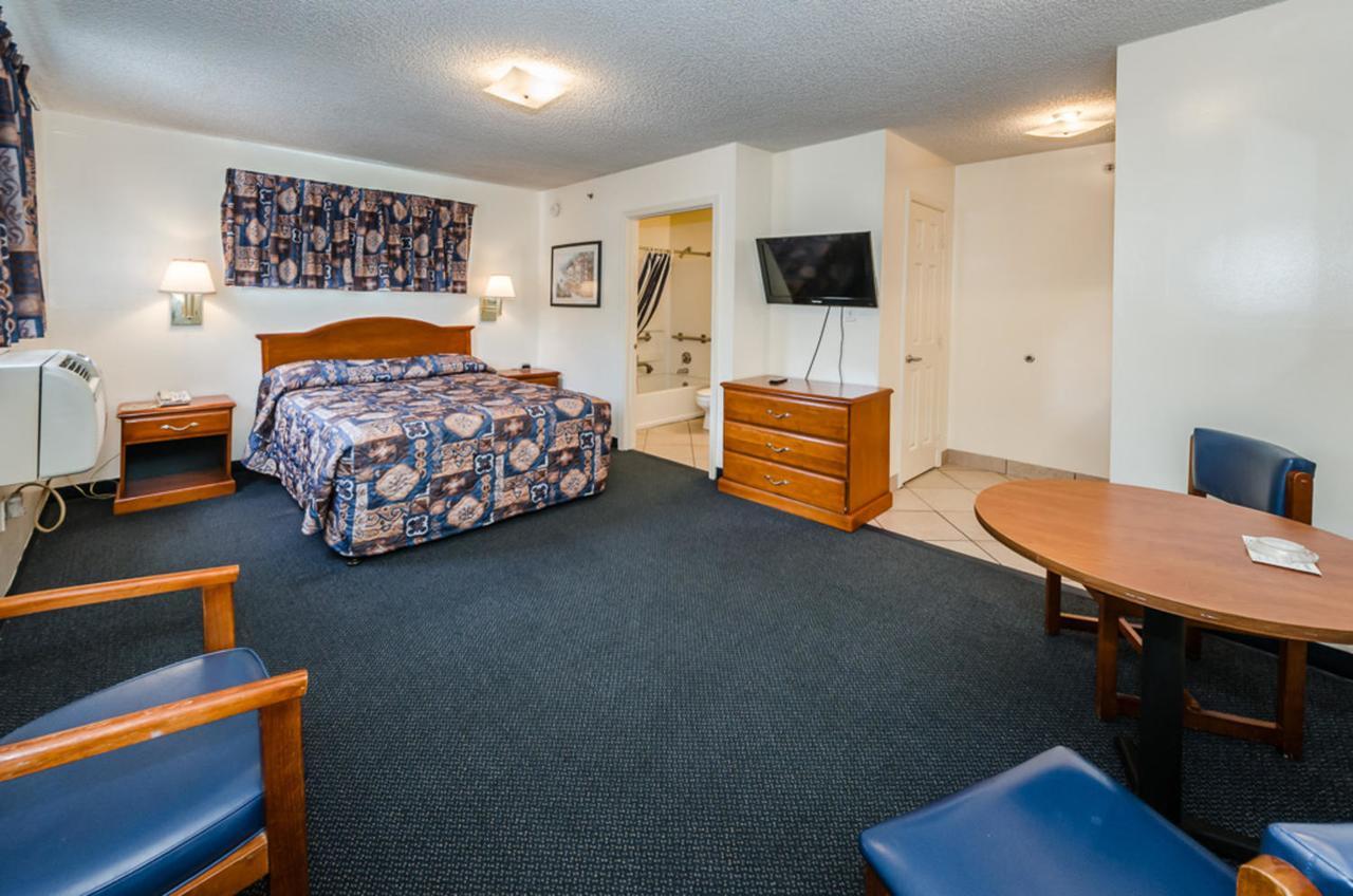 Tampa Bay Extended Stay Hotel ラーゴ エクステリア 写真