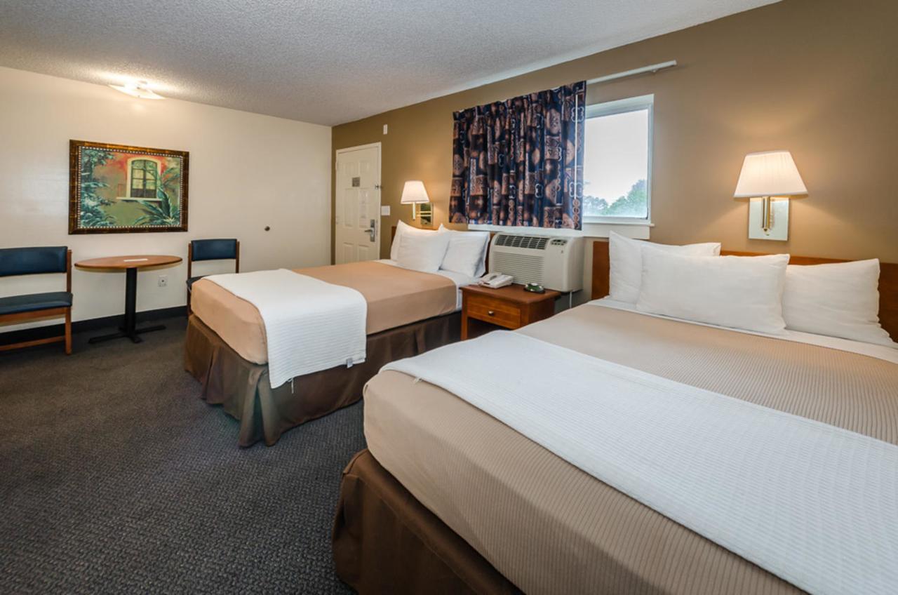 Tampa Bay Extended Stay Hotel ラーゴ エクステリア 写真