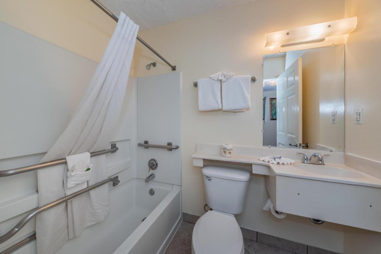 Tampa Bay Extended Stay Hotel ラーゴ エクステリア 写真